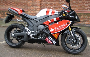 Yamaha R1 Santander