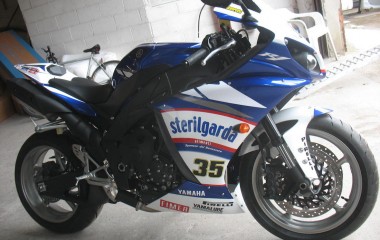 Yamaha R1