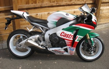 CBR1000RR Early Castrol