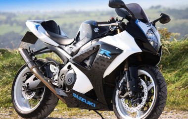 Suzuki GSXR 1000 K7