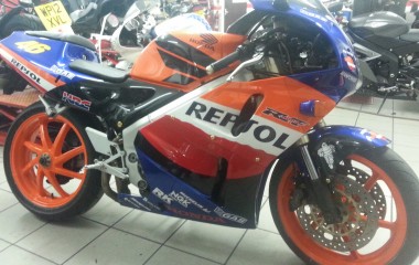 Honda RVF400 Repsol