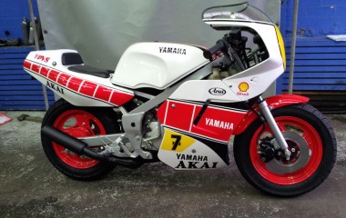 Yamaha YSR50 AKAI