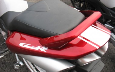 Suzuki GSR600 Red Viper