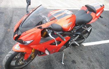 Triumph 675 Orange Viper