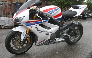 Triumph 675 T3 Racing