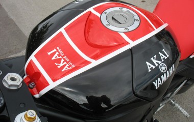 Yamaha R6 Akai