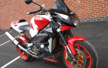 Aprilia Tuono