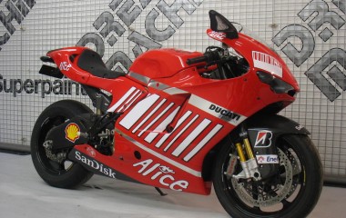 ducati-desmo-08-moto-gp