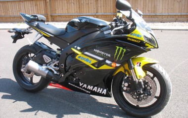 Yamaha R6