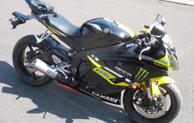 Yamaha R6