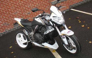 Playboy CB1000R