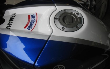 Yamaha R1