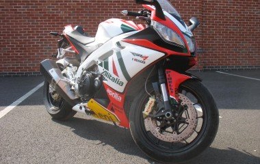 Aprilia RSV4 Alitalia Max Biaggi Replica