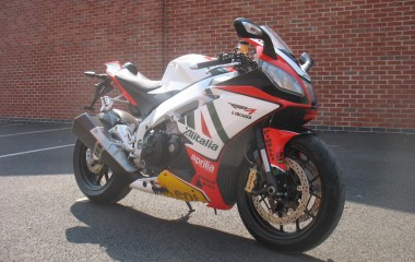 Aprilia RSV4 Alitalia Max Biaggi Replica