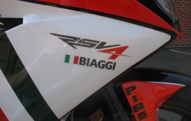 Aprilia RSV4 Alitalia Max Biaggi Replica