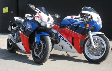 CBR1000RR and RC30