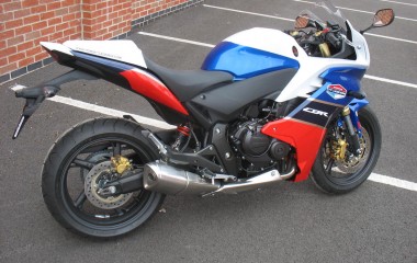 Honda CBR600F TT Legends Replica