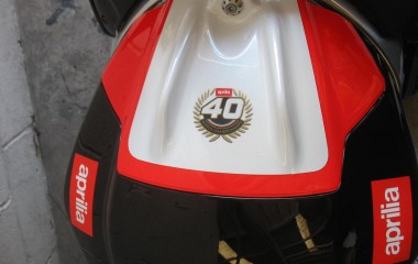 Aprilia RSV4 Max Biaggi Replica