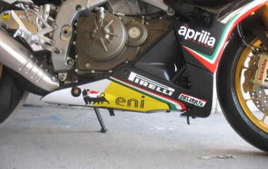 Aprilia RSV4 Max Biaggi Replica