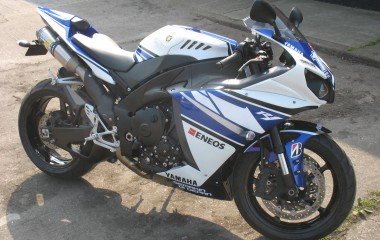 Yamaha YZF R1 Ben Spies Replica