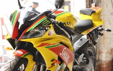 Yamaha YZF R6 Swan Replica