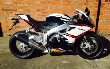 RSV4 White