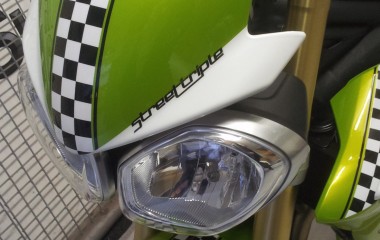 Triumph Street Triple Green Cheq