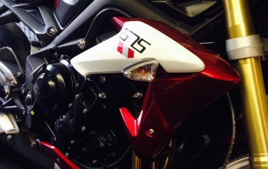 Triumph Street Triple Red Cheq