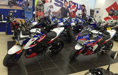 Suzuki GSX1000SF