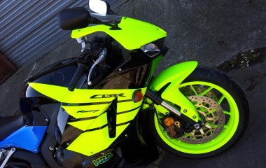 Honda CBR600RR Dayglow