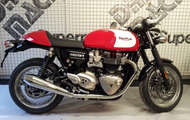 Triumph Thruxton Red Check