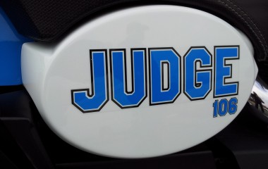 Victory Judge Blue White