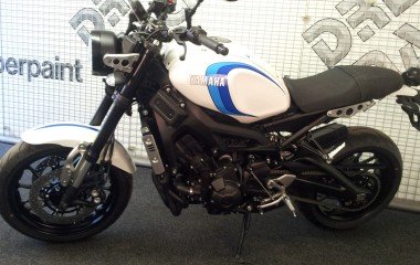 Yamaha XSR LC Designs blue white black RD350LC Retro