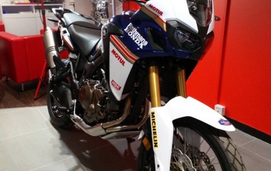 Honda Africa Twin Rothmans  classic Motogp blue white gold red
